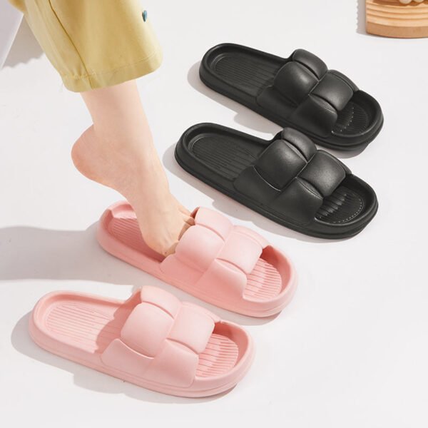 Non-slip Unisex Flip-flops Sandals Soft Mute EVA Indoor Slides   random colour